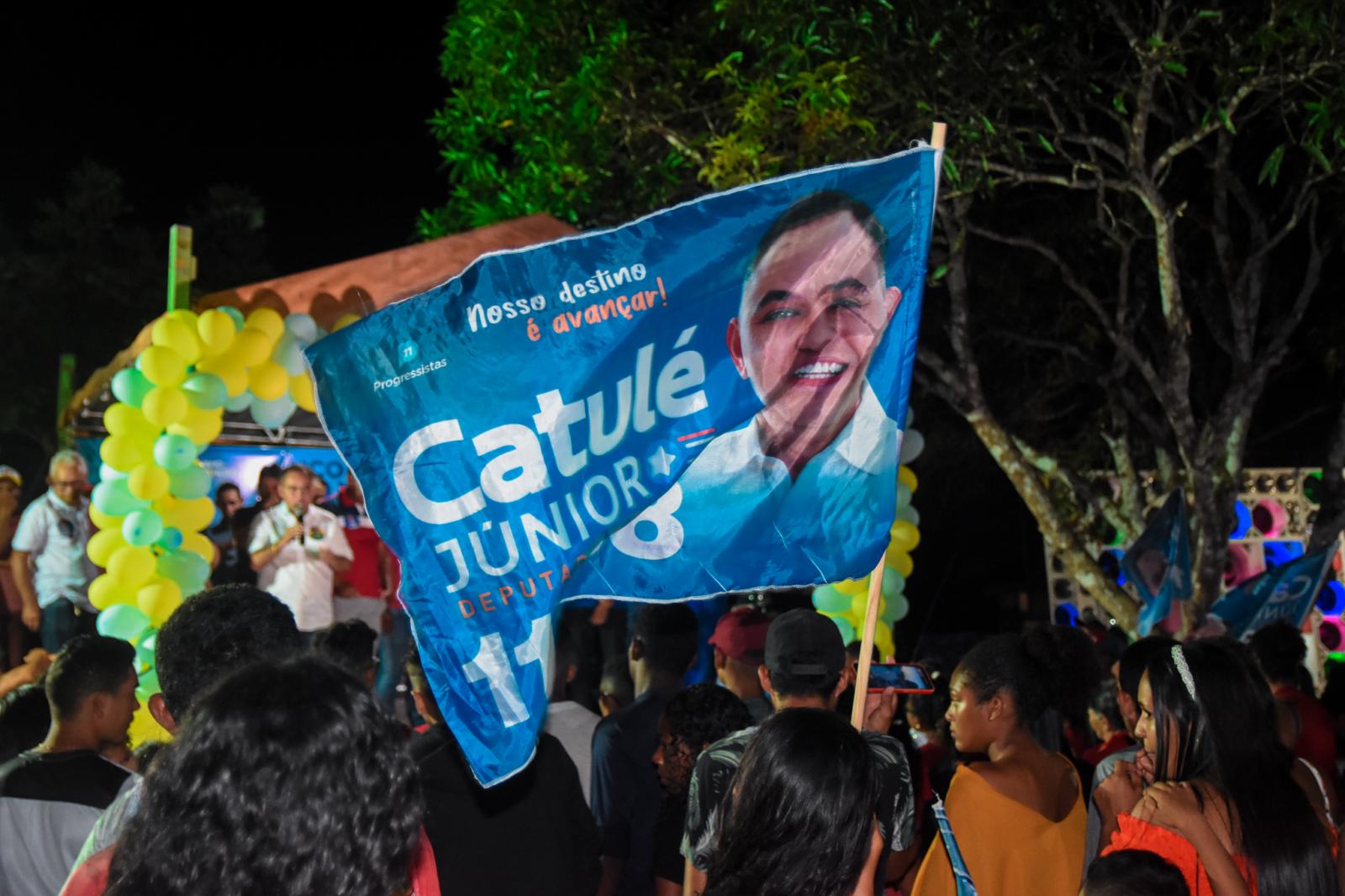 Antonio Filho mostra força política em evento de apoio aos candidatos Cleber Verde e Catulé Júnior