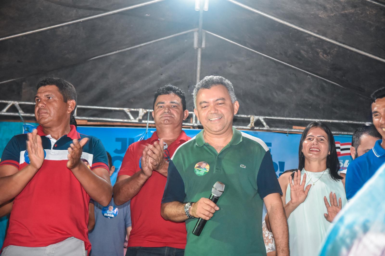 Antonio Filho mostra força política em evento de apoio aos candidatos Cleber Verde e Catulé Júnior