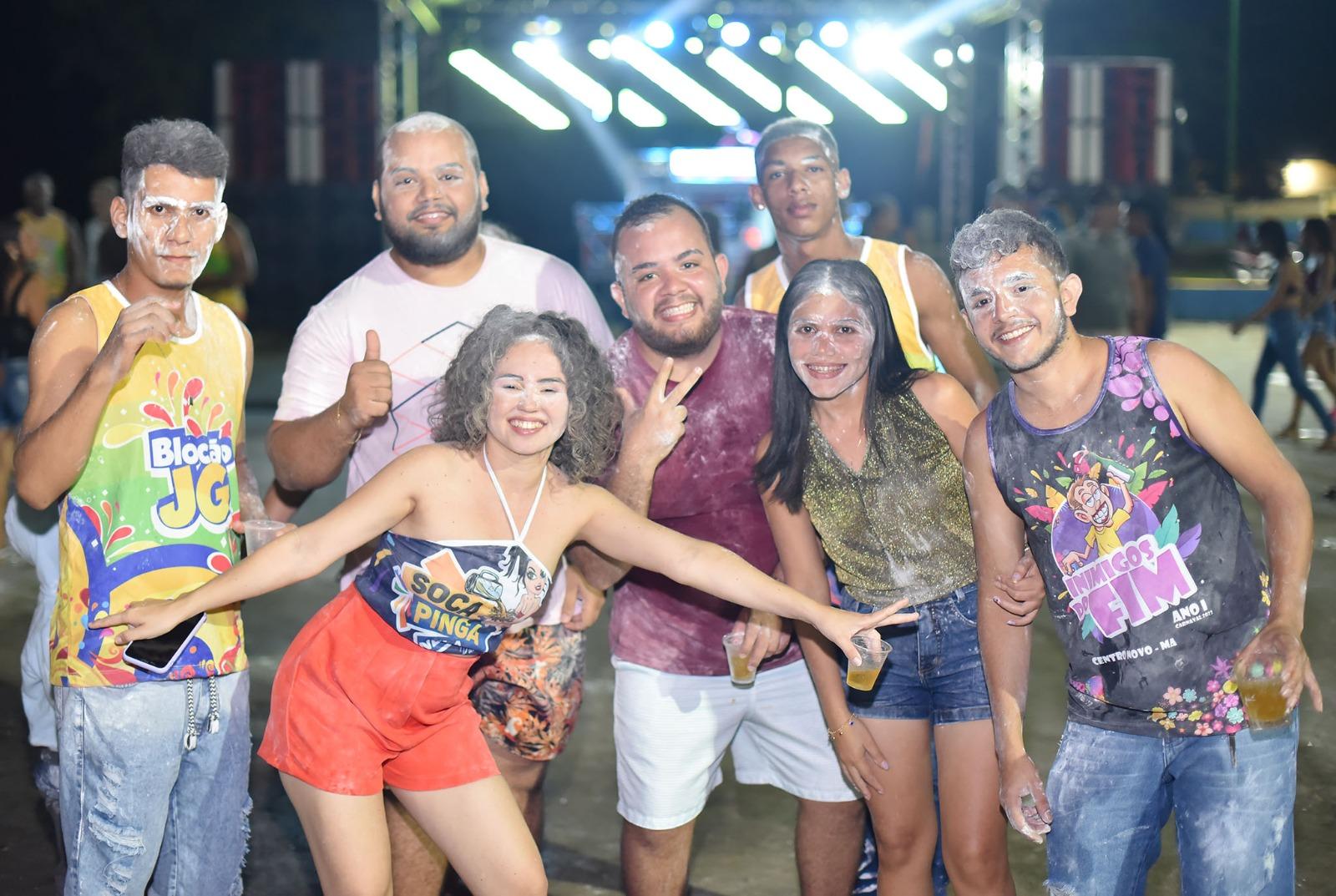 O Centro Folia começou e elevou o nível de alegria dos foliões do Povoado Limão