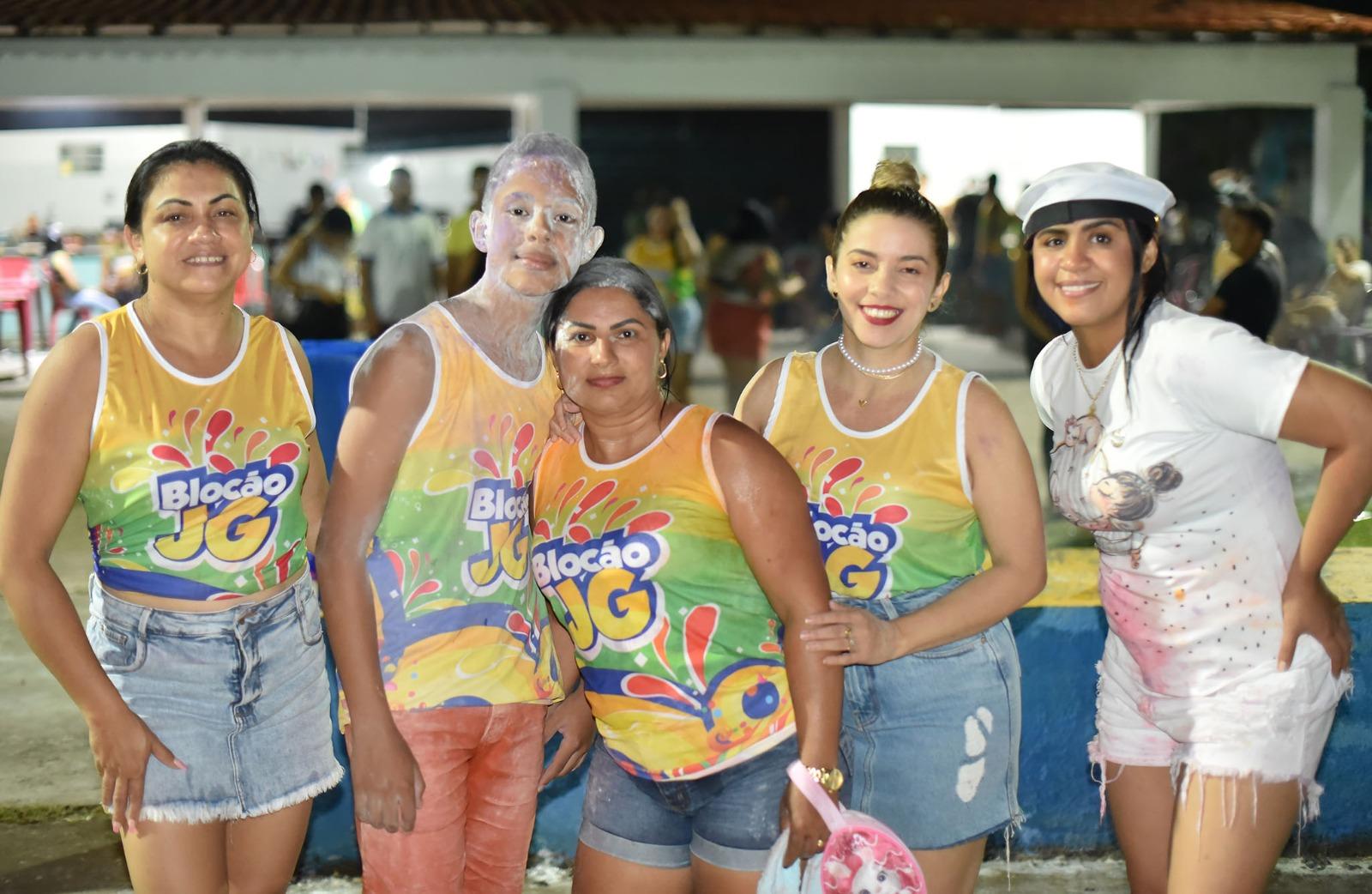 O Centro Folia começou e elevou o nível de alegria dos foliões do Povoado Limão