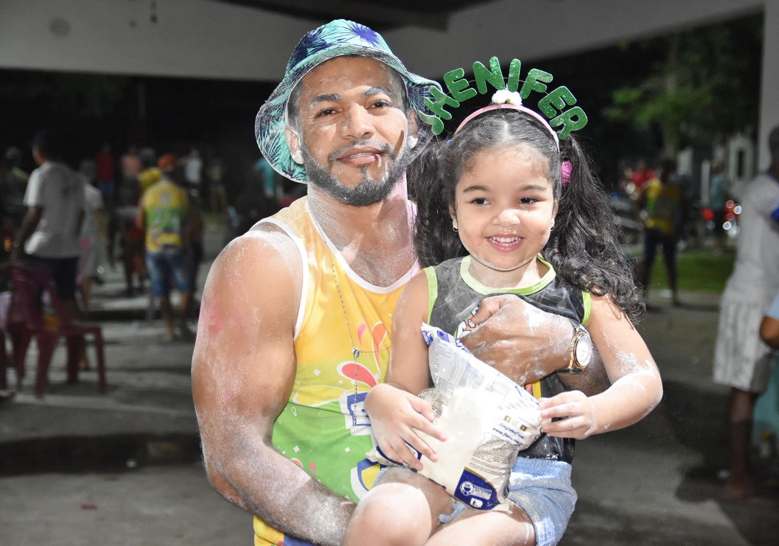 O Centro Folia começou e elevou o nível de alegria dos foliões do Povoado Limão