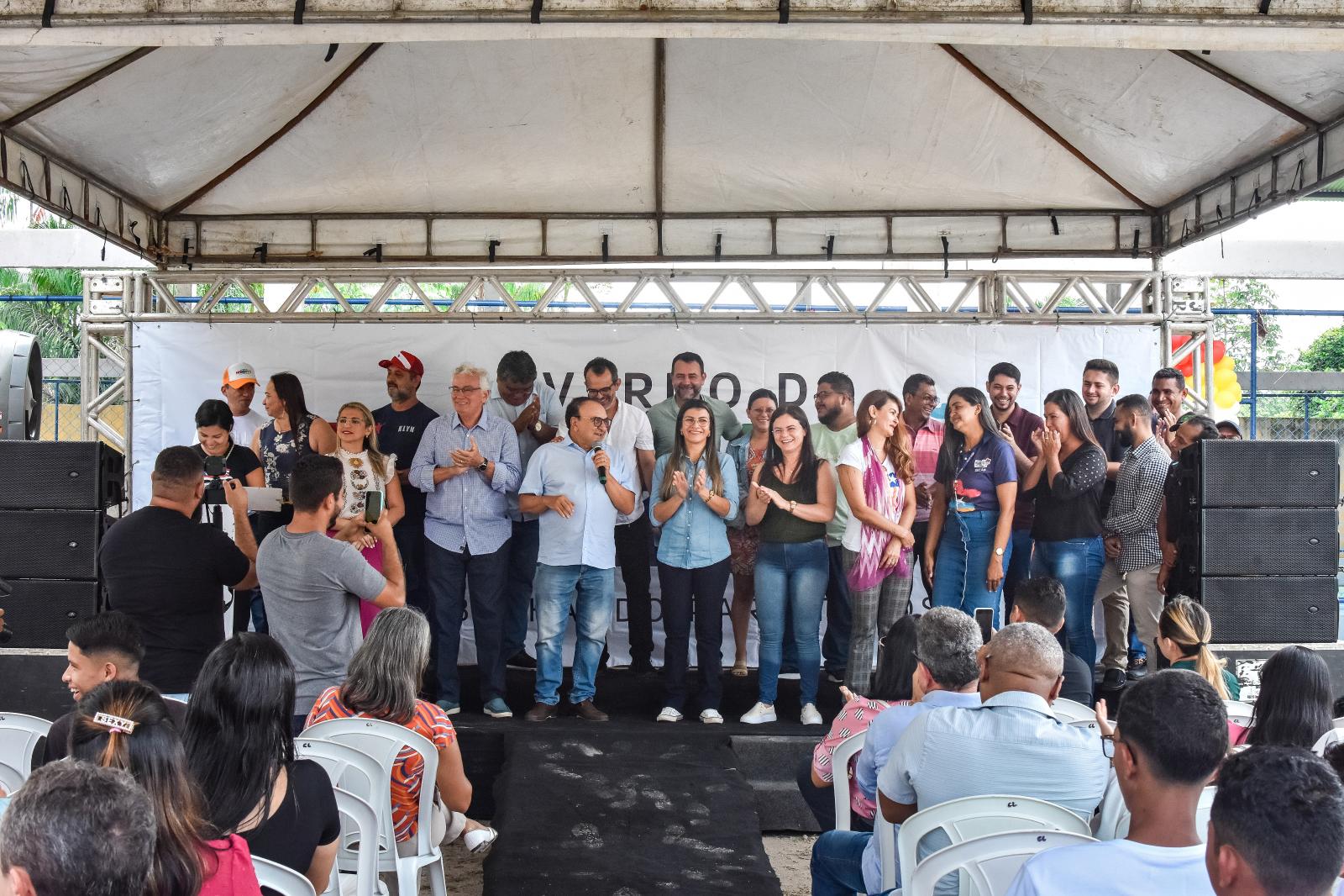 “Obrigado Arnaldo Melo e Carlos Brandão” disse Raiana