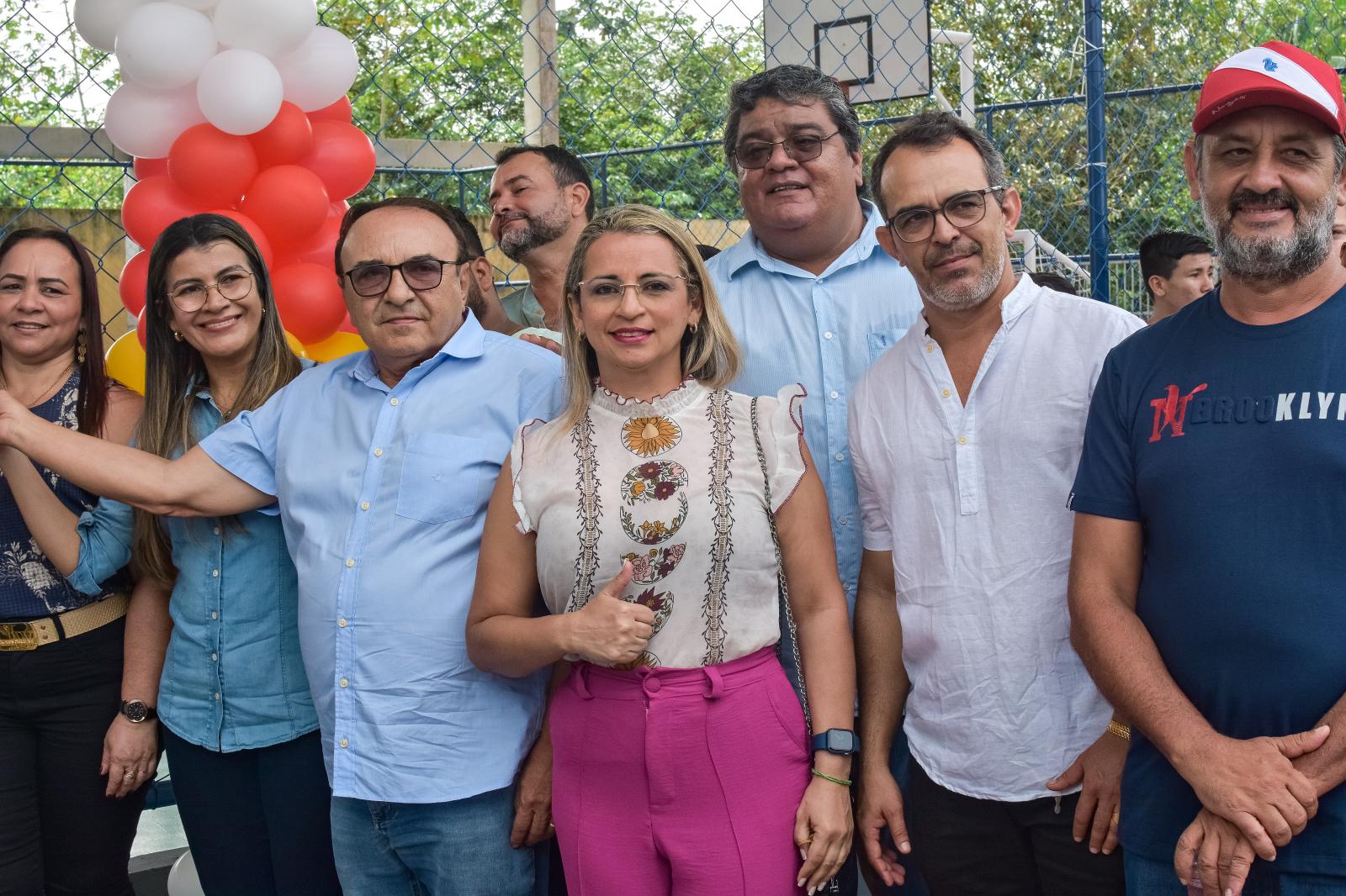 “Obrigado Arnaldo Melo e Carlos Brandão” disse Raiana